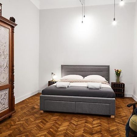 Househost Apartment: Jozefa Dietla 73/7 Krakow Ngoại thất bức ảnh